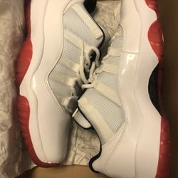 Jordan 11 Low