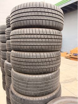205/45r17 Michelin tires en Excelentes Conditiones de Vida las 4