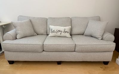 Sofa Brand New condition