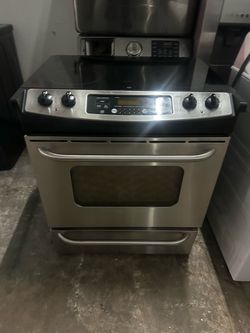 Slide in stove