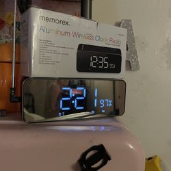 Bluetooth Clock Radio, Cordless Speaker