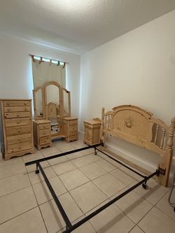 Free 4 Piece Bedroom set