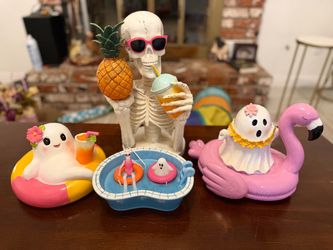 Summerween decorations