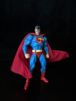 Mafex No.117 Superman Batman Hush Action Figure