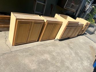 Maple Kitchen Cabinets
