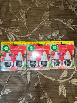 3🔥2 pack of air wick refills all 3 for $12 firm on price