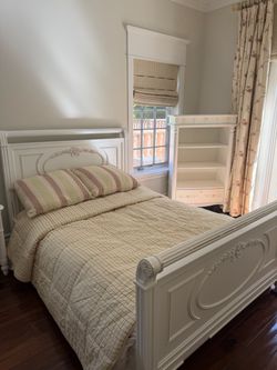 White French Provincial Twin Sleigh Bed Frame