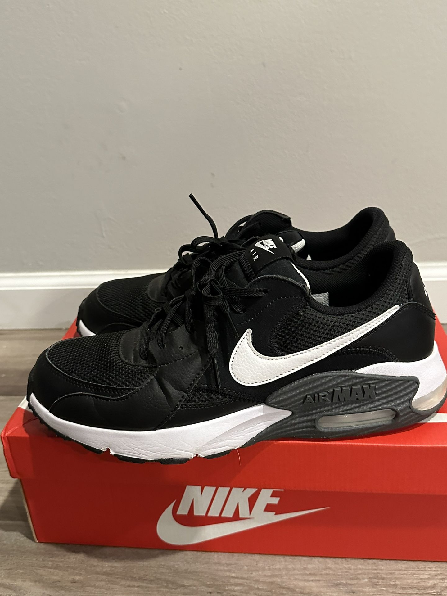 Air Max 90 Size 10.5 Men’s