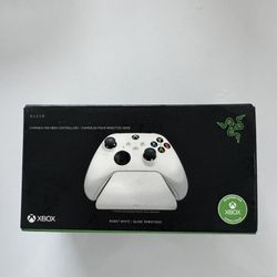 XBOX ONE CONTROLLER CHARGER