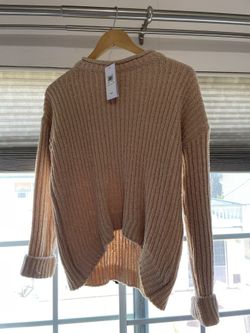 GUESS Pink/Peach Color Sweater