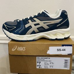 Asics Gel Kayano 14  - 7Men Or 8.5Women