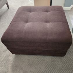 Thomasville Ottoman 9/10