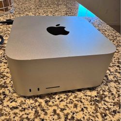 Apple Mac Studio M2 Ultra (2023) 1TB SSD 128GB RAM 24-Core 76-core GPU