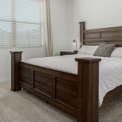 $300 King size bed frame set with dresser and night stands
