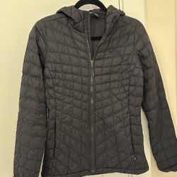 North Face Thermoball Black Hoodie Jacket Women’s Small