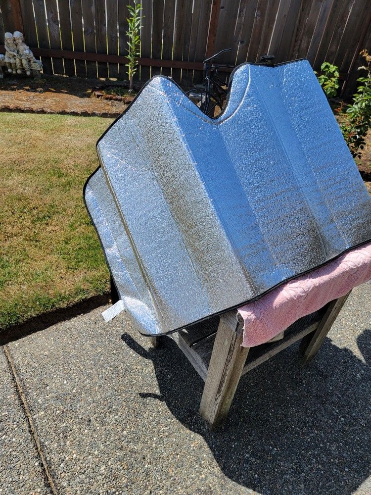 Sunshade for windshield