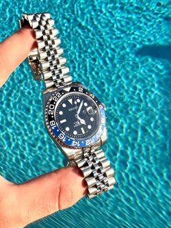 SEIKO BATMAN BATGIRL 40MM SUBMARINER