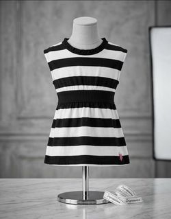 Girls Bundle 5 shirts size 5