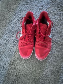Kyrie 4s