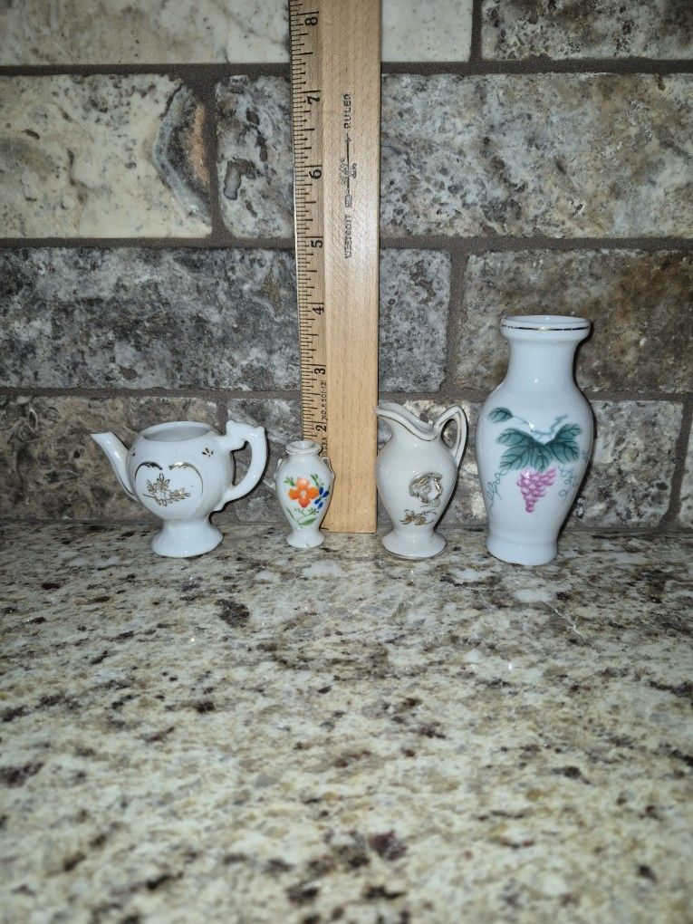Lot Of 4 Miniature Porcelain Vases And Pitchers