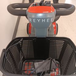 Reyhee Electric Scooter Like New