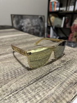 Sunglasses Gold Mirror Coach Prime Blender