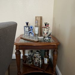 Living Room Tables 