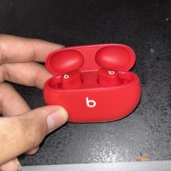 Beats Studio Buds 