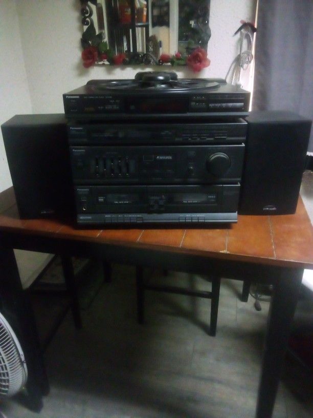 Panasonic Stereo Audio System W/Controller