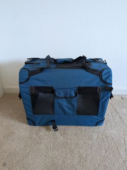 Large Pet Crate/Carrier - soft sided, collapsible