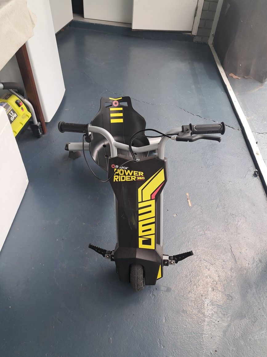 Razor Power Rider 360