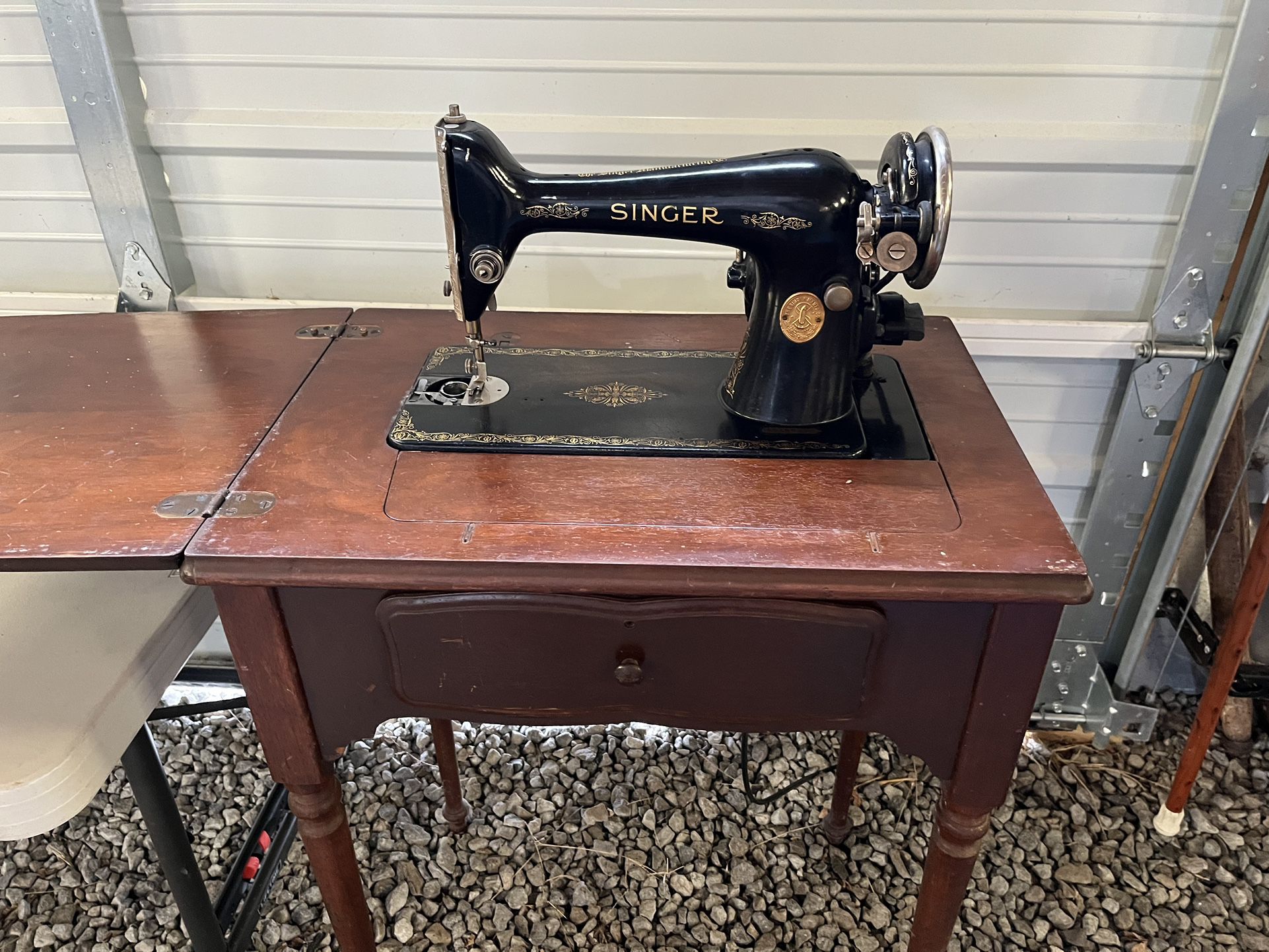 Singer Sewing Machines