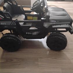 KIDS Police Electric Vehicle Lightly Used