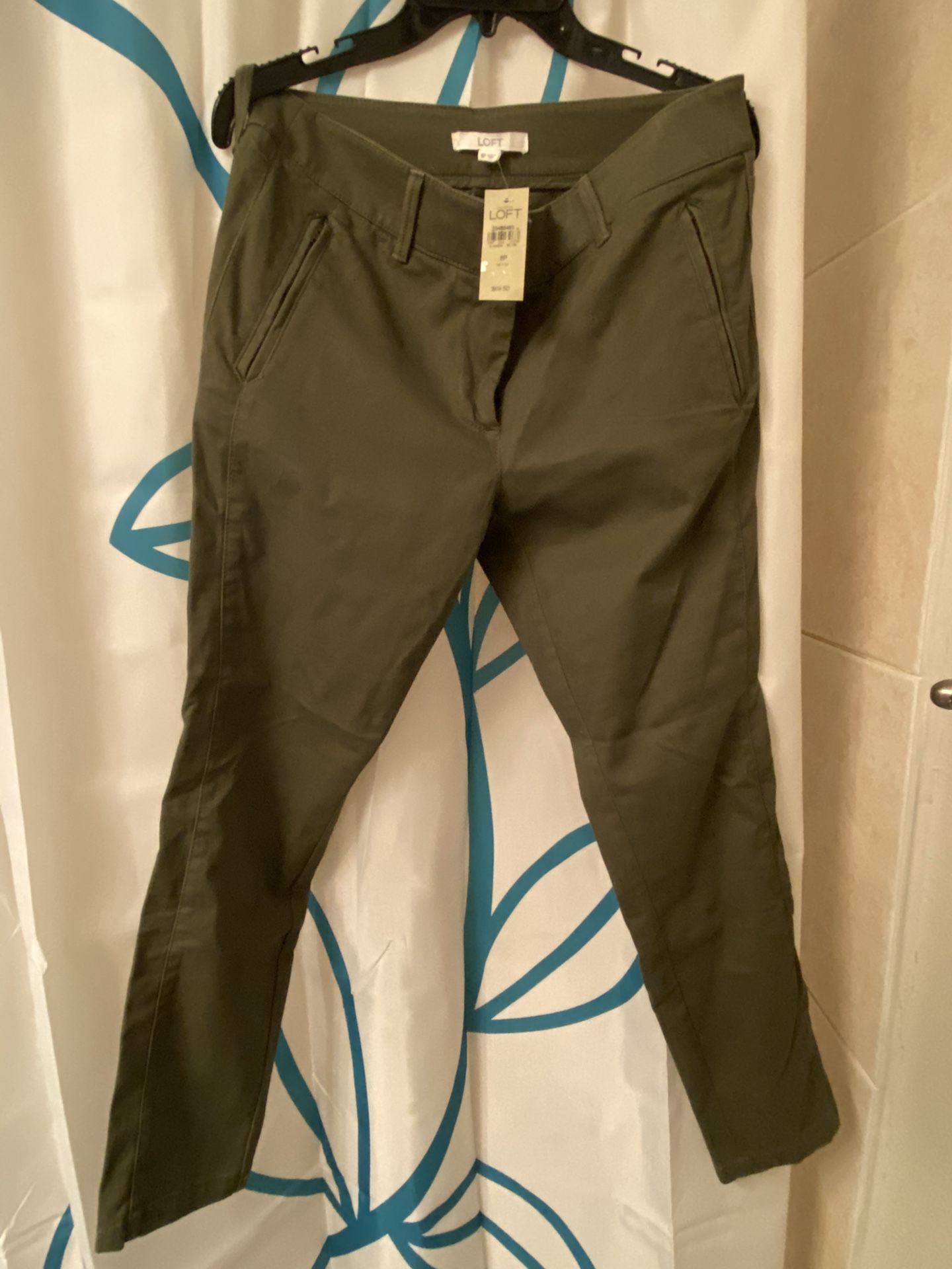 Lewis, banana republic , guess call it spring , Abercrombie, loft