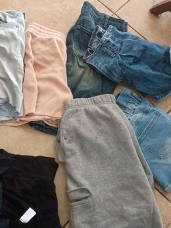 Free medum size shirt women shorts free