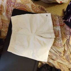 White Shorts M Size