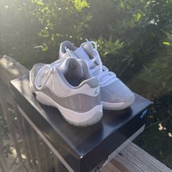 Men’s Jordan 11’s Retro Low