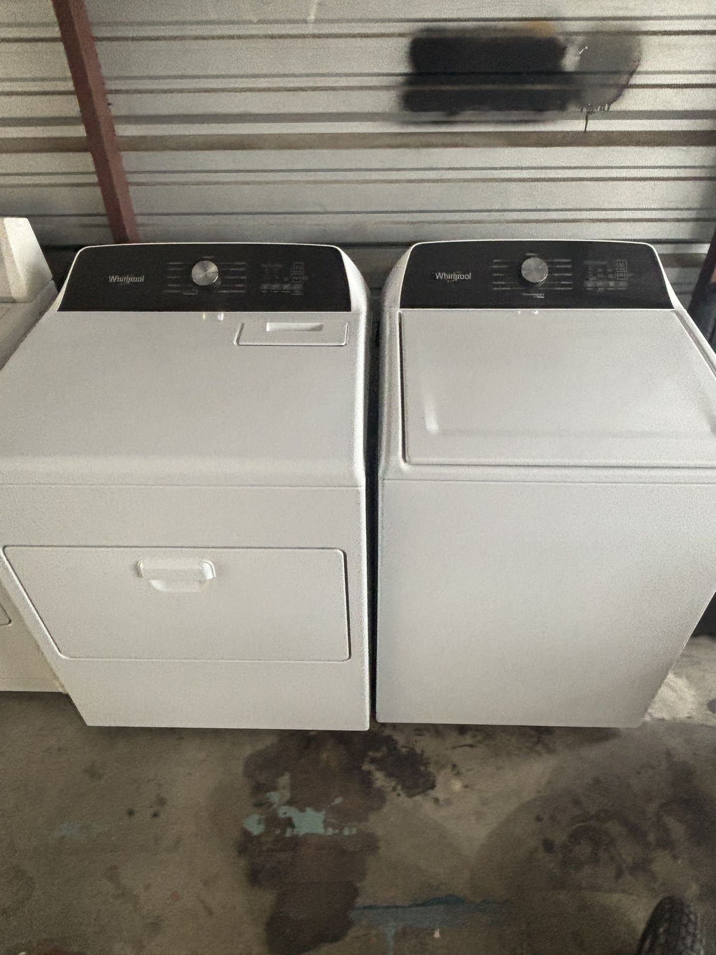 Whirlpool Washer High Capacity & Electric Dryer