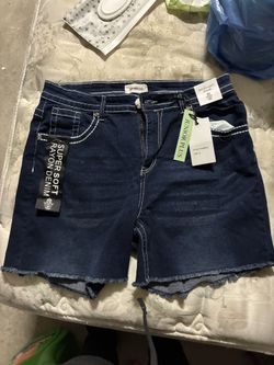 Women’s Shorts
