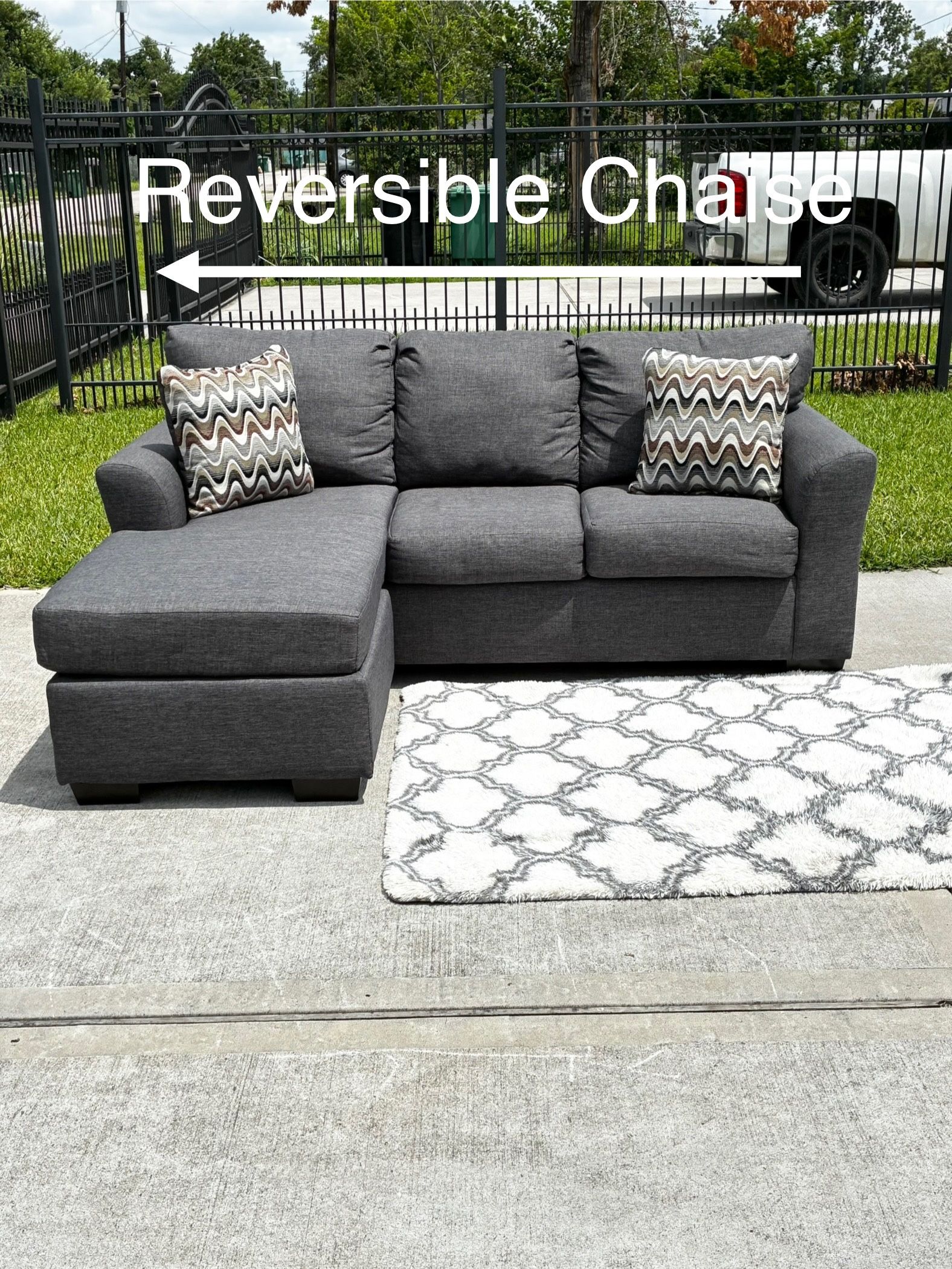 Gray Reversible Couch Sala Free Delivery