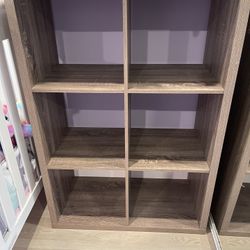 Free Child’s Bookshelf/cubby
