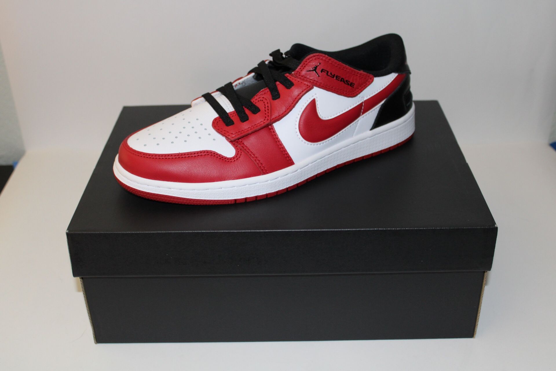 Air Jordan 1 Low Flyease Mens Size 10