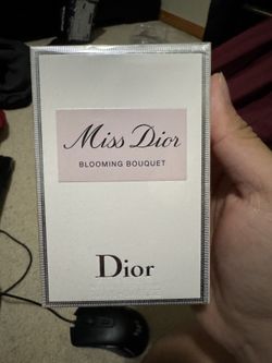 Miss Dior Blooming