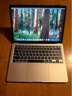 2020 MacBook Air (Retina, 13-inch) w/ case