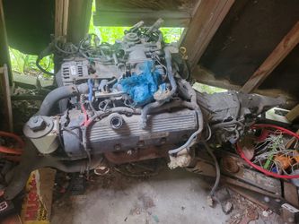 P71 4.6 Ford motor with racing trans