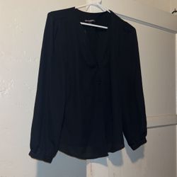 Used Women’s Express Shirt Size Medium