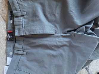 Dockers - Men’s Like New - 36/32