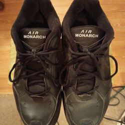 NIKE{air monarchs} black leather  lace up low top casual shoes