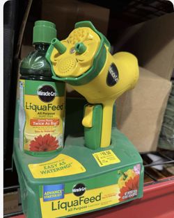 Miracle-Gro LiquaFeed Tomato, Fruits & Vegetables.  Plant Food Refills, 2 Pack