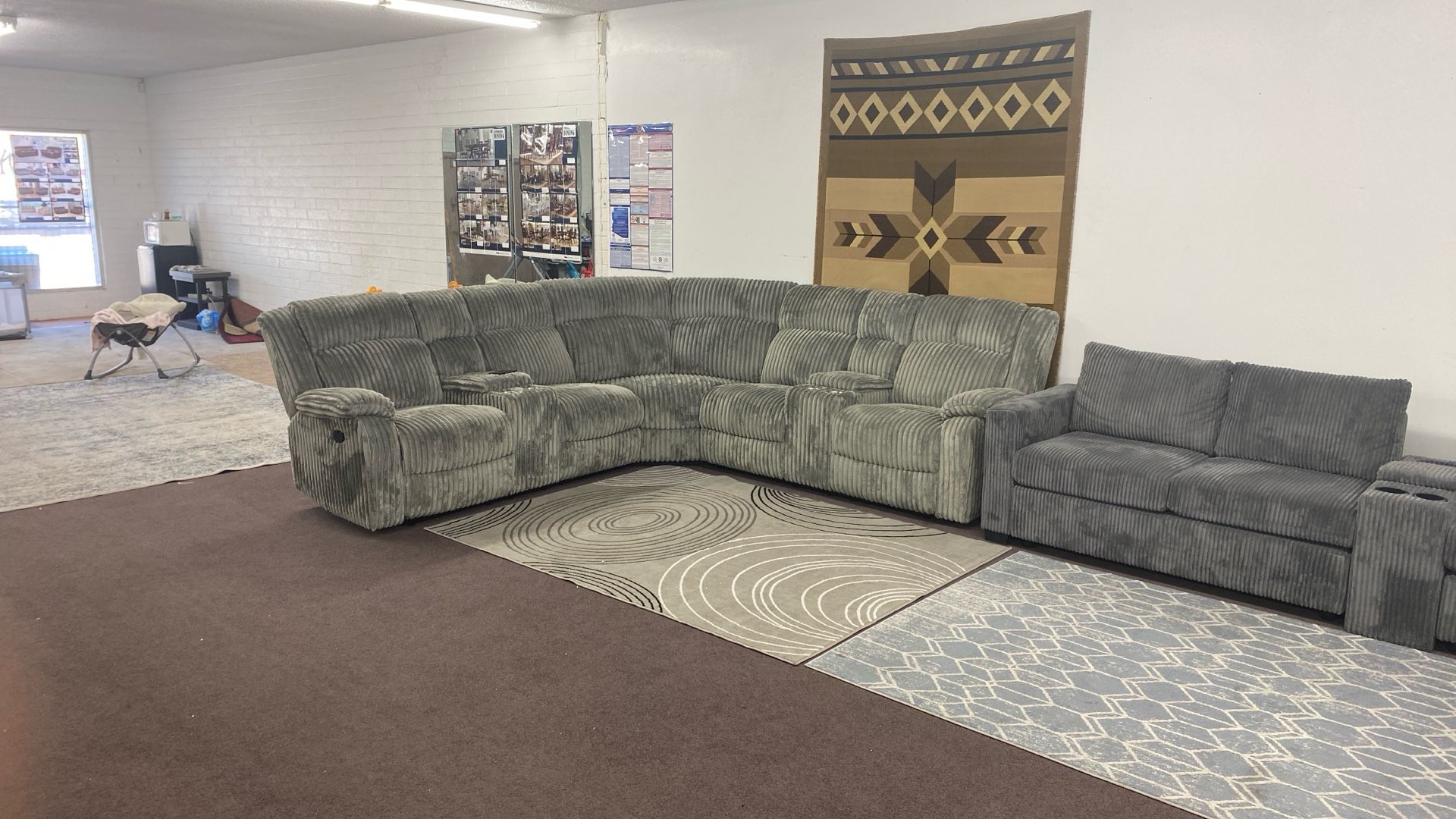 Amazing Sectional With Recliners $900